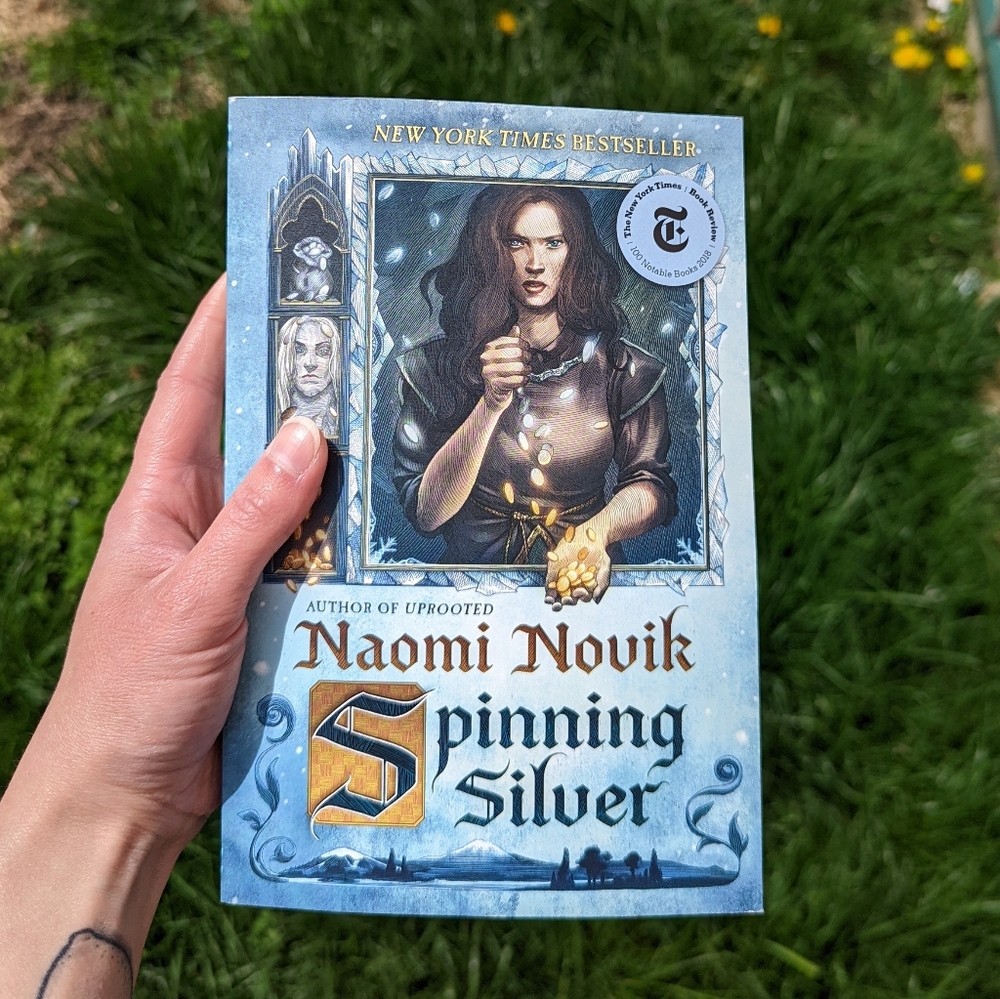 🚫SOLD ON PANGOBOOKS🚫 Spinning Silver by Naomi Novik